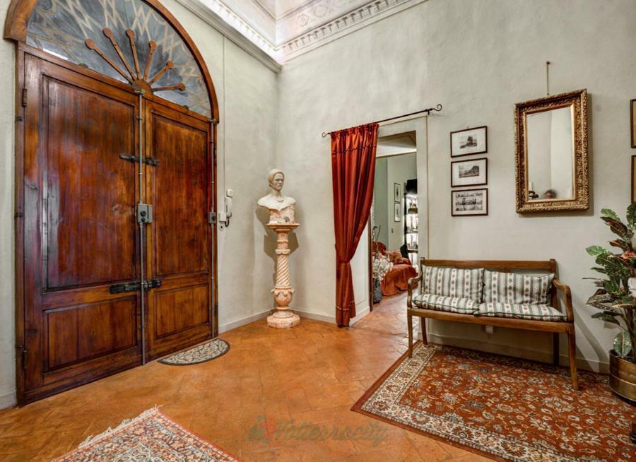 Residenza Storica Palazzo Ricciarelli Volterra
